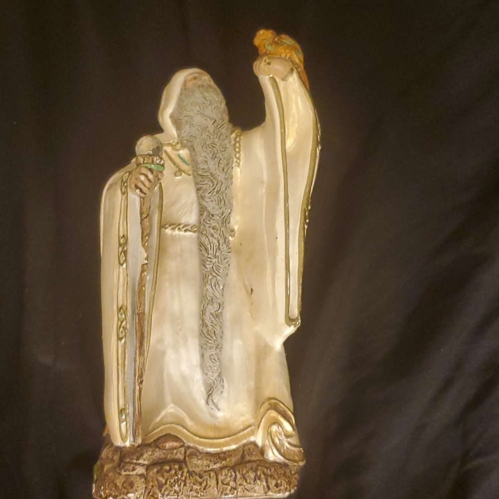 Wizard with baby dragon statuette 1986 Pena